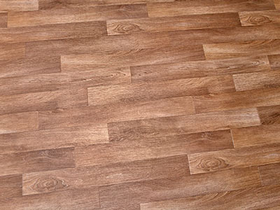 Hardwood floor fitting in Stepney